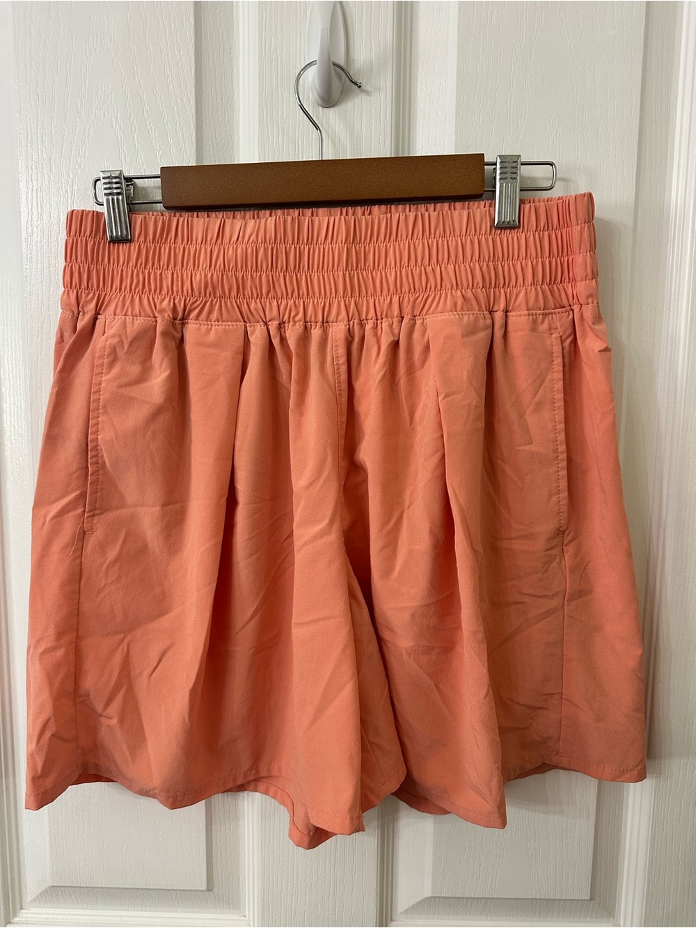 Columbia Coral Pink High-Waisted Athletic Running Shorts - Size Large